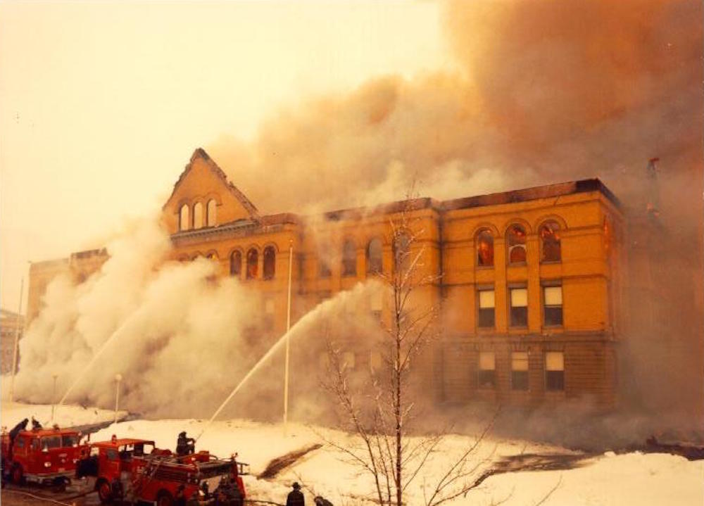 1968 첥 Community College fire